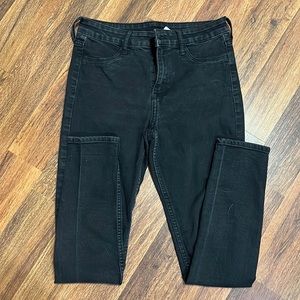 H&M black skinny jeans
